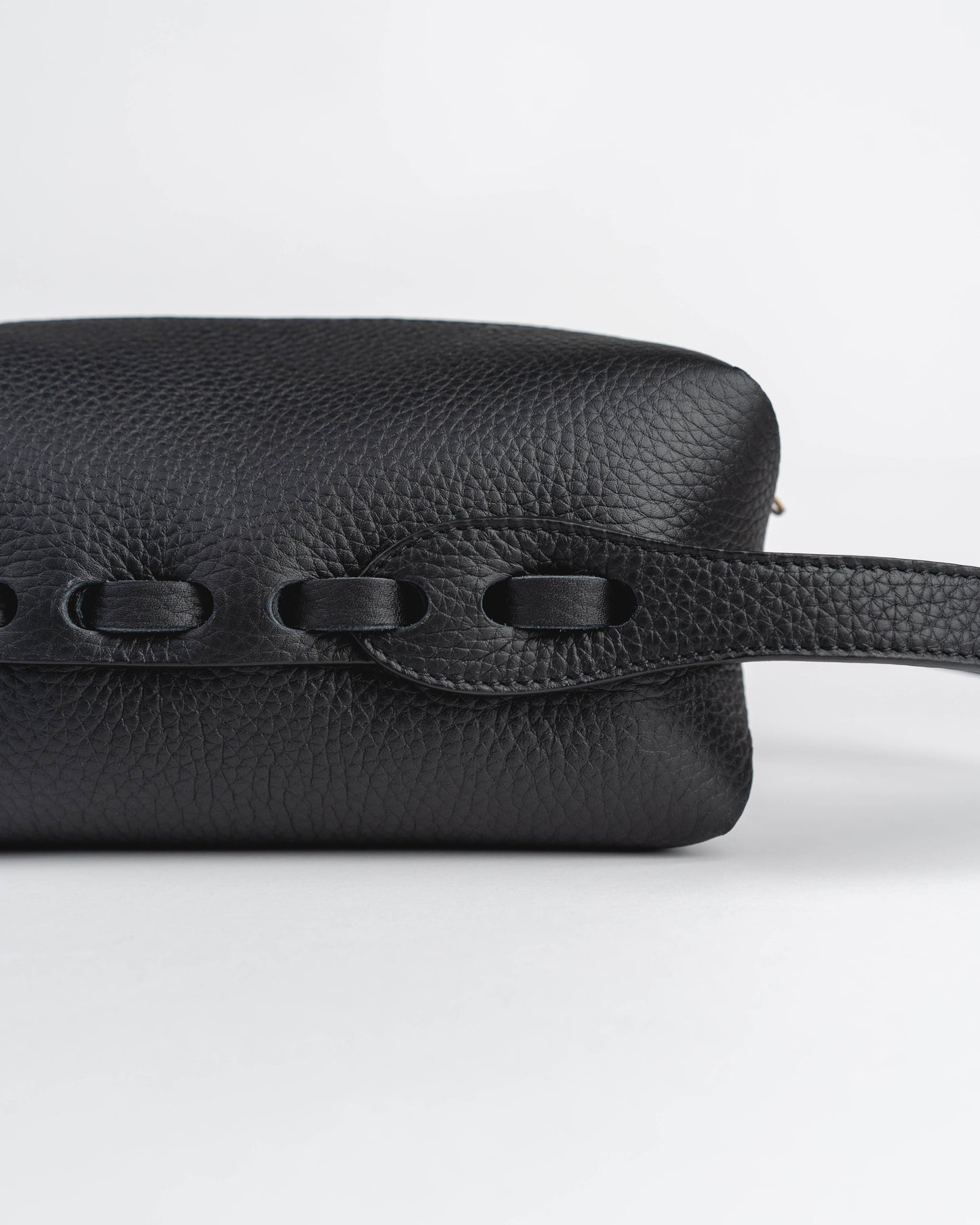 N-2 One Handle Pouch