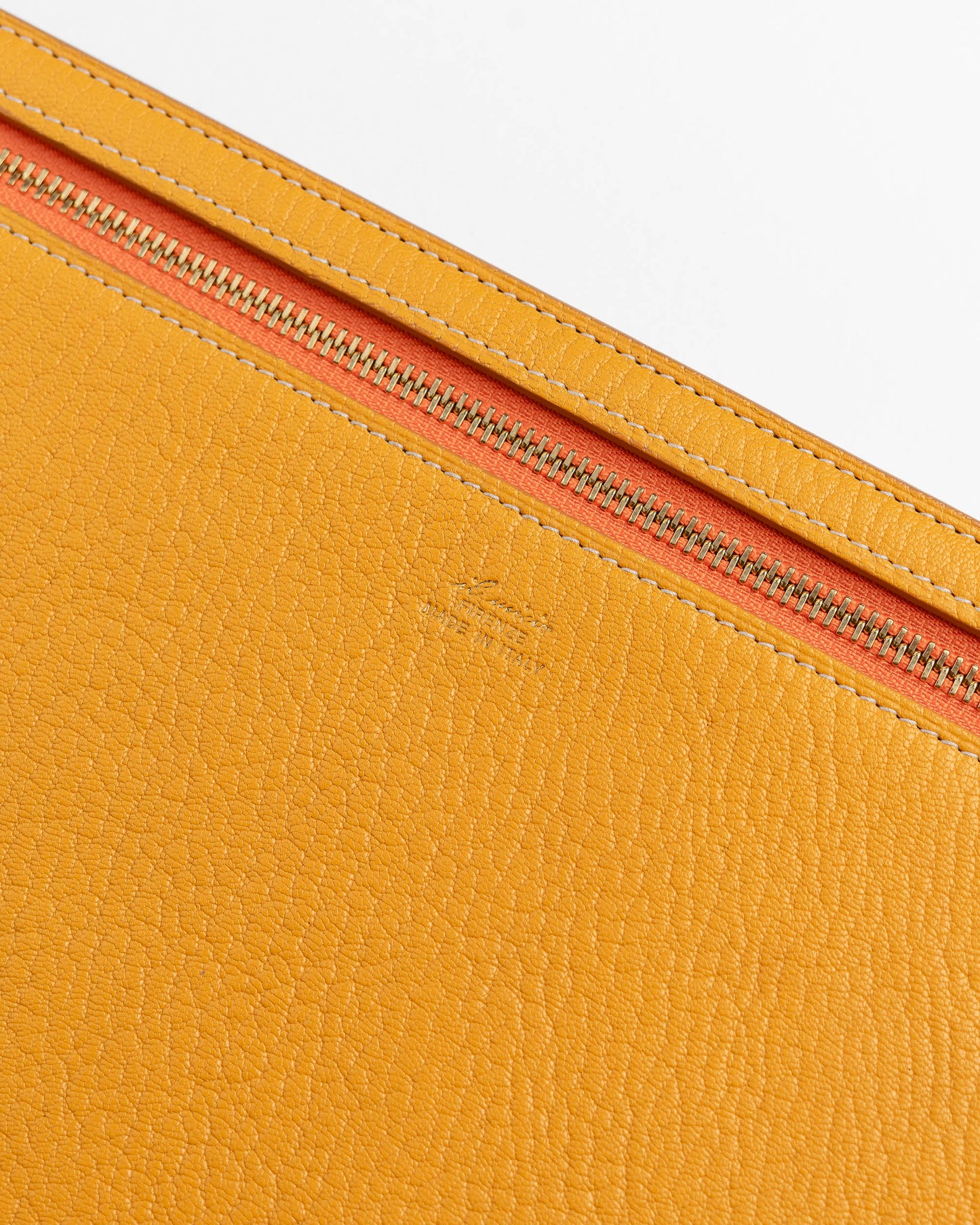 K-4 Documento Case