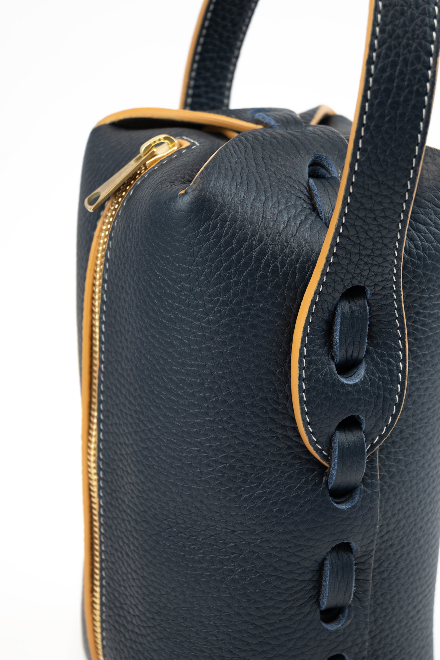 N-2 One Handle Pouch